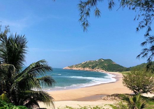 Double Moon Bay