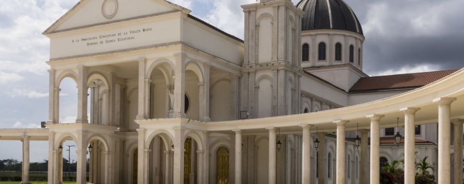 มองโกโม