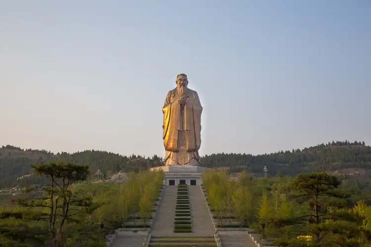 Hoteles cerca de Qufu Normal University Foreign Languages Teaching and Research Department