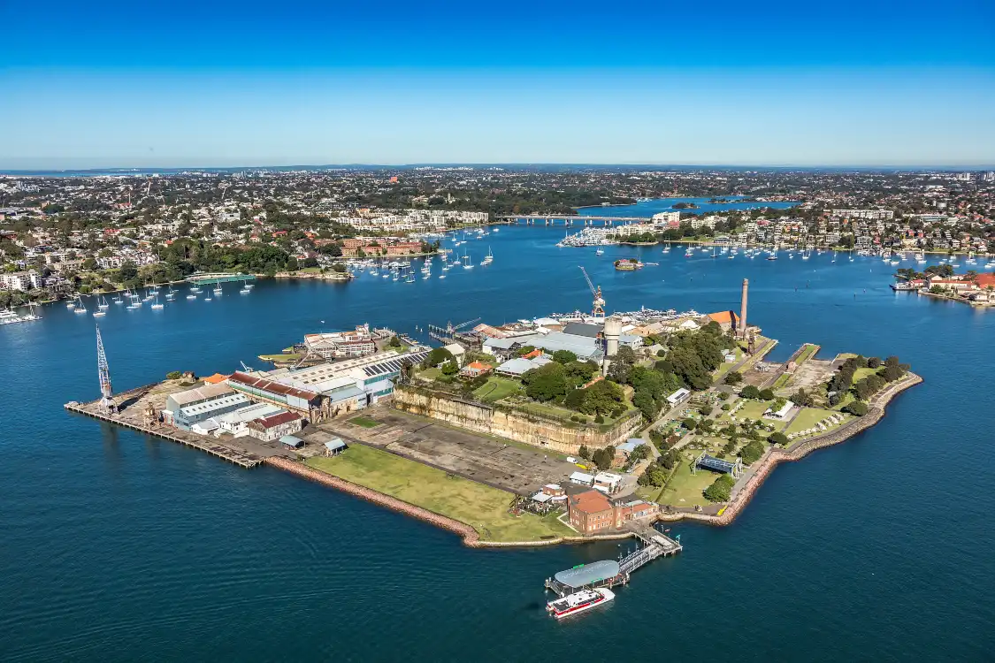 Hotels near Cockatoo Island
