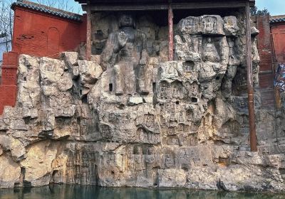 Linfen Qianfo Cliff