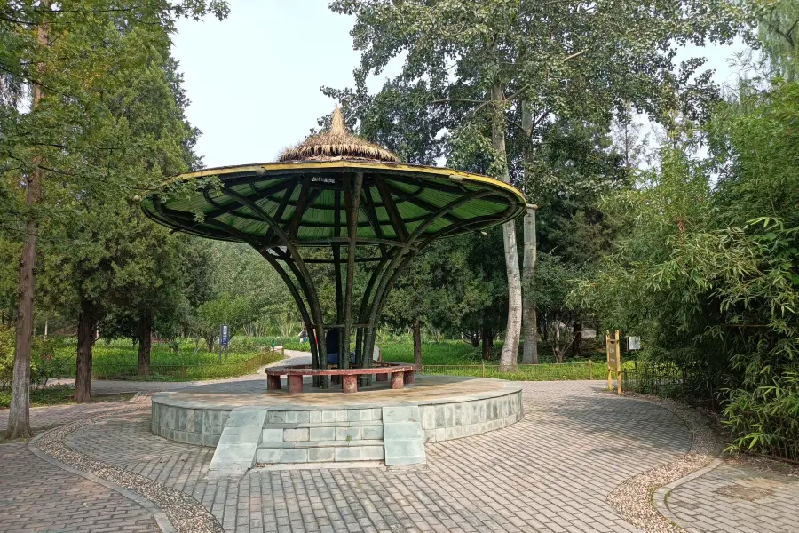 Lanyue Pavilion