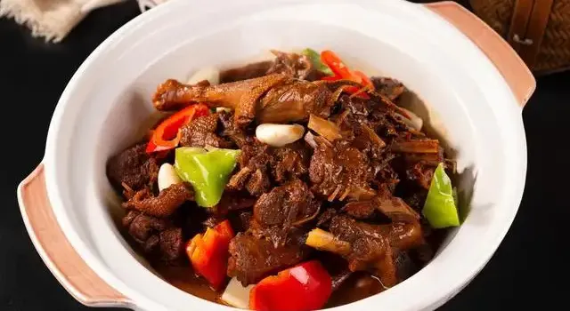 XIAO CHU NIANG SHI SHANG YIN LE CAN BA