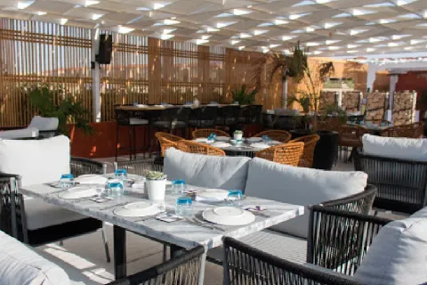 Crimson Bar & Grill, Cairo, Egypt.