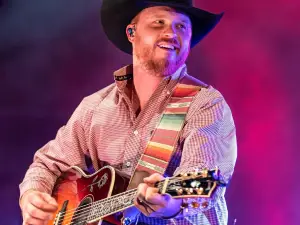Cody Johnson - Leather Deluxe Tour