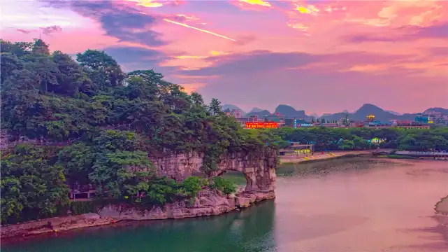 鄰近桂林市訾洲島景區的酒店