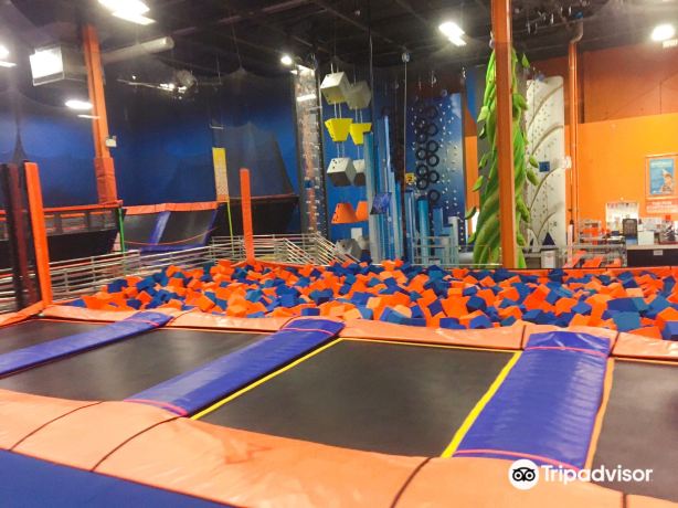Sky Zone Lancaster