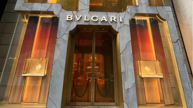 寶格麗（柏威年廣場）附近的飯店