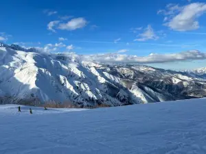 Hakuba Goryu Iimori Ski Resort