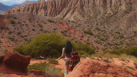 墨西哥蒙特雷 · Cazzu 《Latinaje》巡迴演出