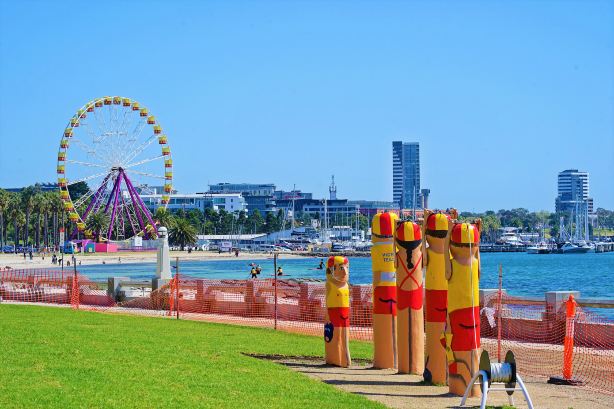 Geelong Baywall Bollards