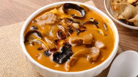 Fang zhong shan Soup With Pepper (Shunhe Road) in China