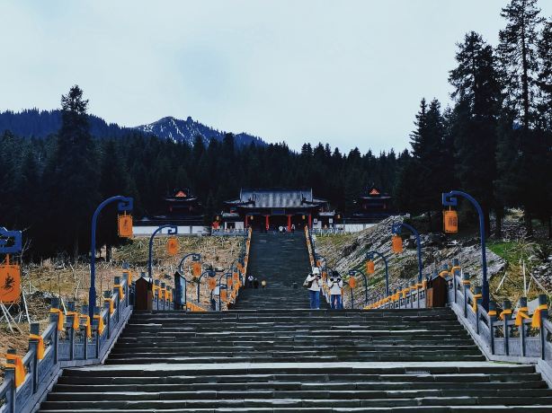 Tianshan Tianchi Scenic Area - Tiewa Temple