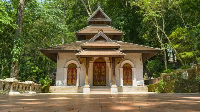 วัดผาลาด (สกิทาคามี)