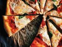 Everyday pizza in LPB