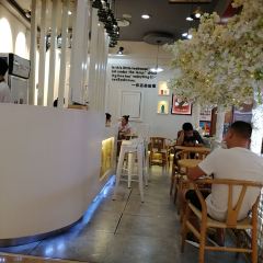 奶盖贡茶(地王新天地店) User Photo
