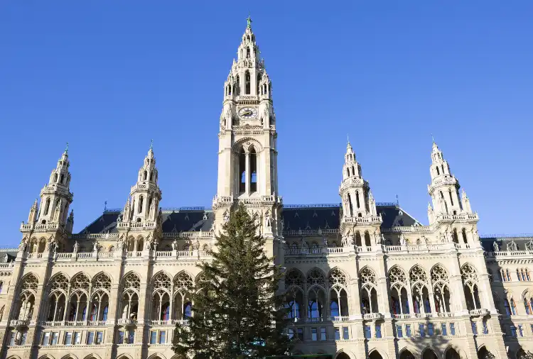 Hotels near Vienna City Hall