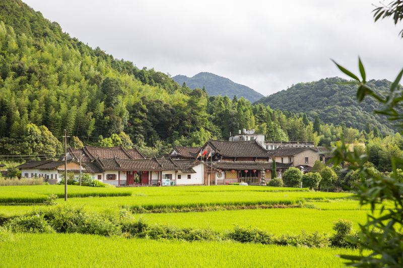 Jiuzuo Temple