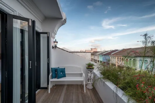 5 ที่พักภูเก็ตสุดเก๋ในย่านเมืองเก่า หารกับเพื่อนตกเหลือเพียงคนละหลักร้อยเท่านั้น!