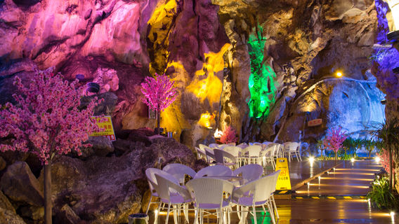 Yunnan MC Cave Hot Spring