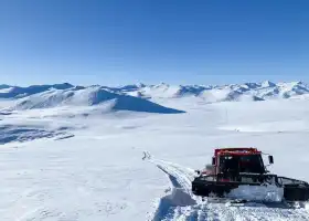 阿爾泰山野卡峽滑雪場