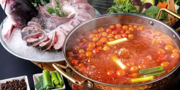 老凱俚酸湯魚（省府店）