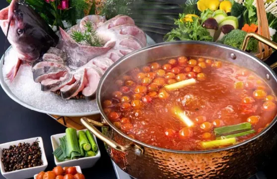 老凱俚酸湯魚（省府店）