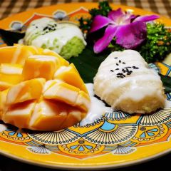 抚仙湖生态石锅鱼野生菌(告庄店) User Photo