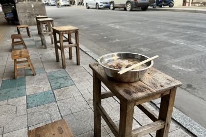 炳记牛味粉店(四坊路店)