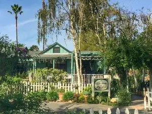The Tea House On Los Rios
