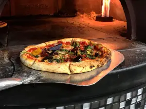 DOUGH&co Woodfired Pizza Daventry