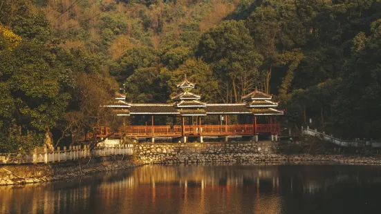 Zhongpo Places of Interest