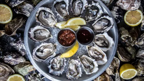 Tableau Bar Bistro in Canada