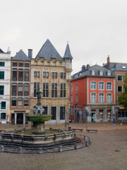 Marktplatz am Rathaus