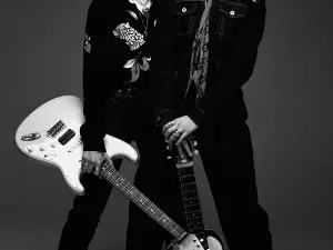 Larkin Poe <THE BLOOM> TOUR