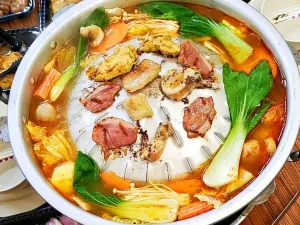 26 Little Mookata Place