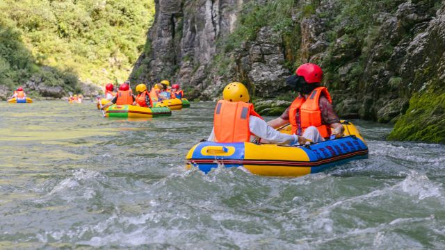 Jinli Mountain Canyon Rafting
