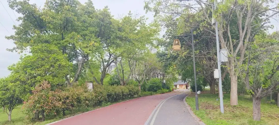 Hotels near Xiaoqinglong River Wetland Park