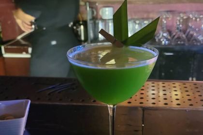 Ne Cocktail & Wine Bar