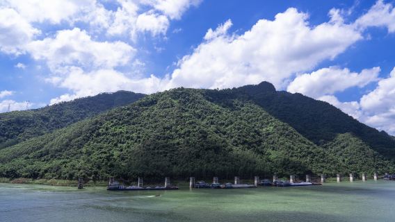 Dateng Gorge Ecological Tourist Area