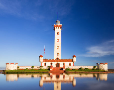 Faro Monumental de La Serena