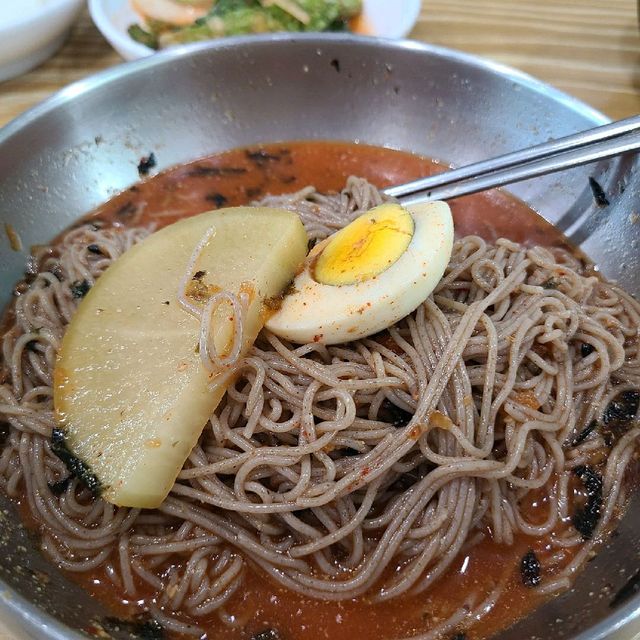 여름날 강릉 남항진 막국수 어때요??
