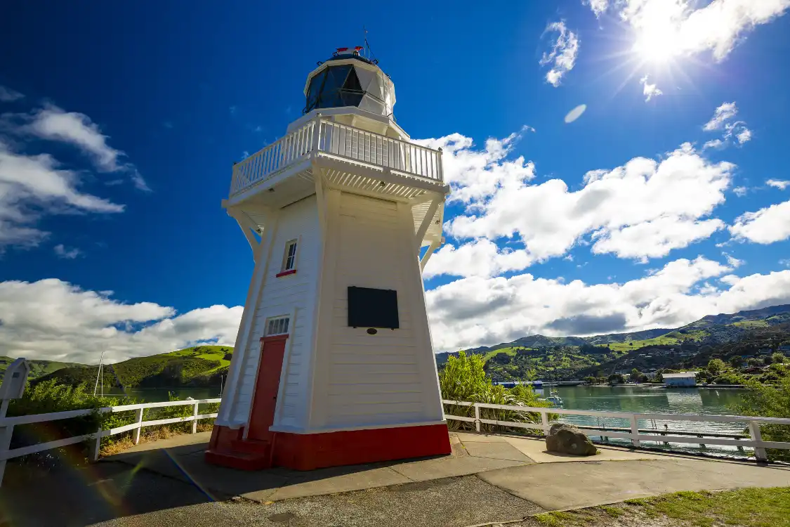 Hotels near Akaroa Lighthouse