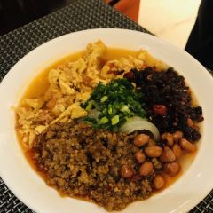 兴义国龙雅阁大酒店·满庭芳中餐厅 User Photo