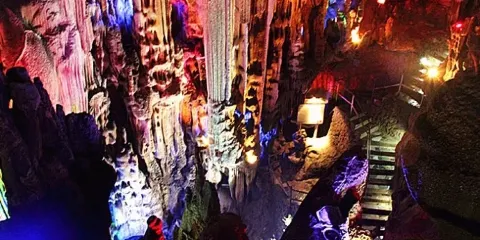 金鐃山星空隧道