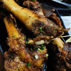 壹品堂顶尖烧烤吧(龙泉路店) User Photo