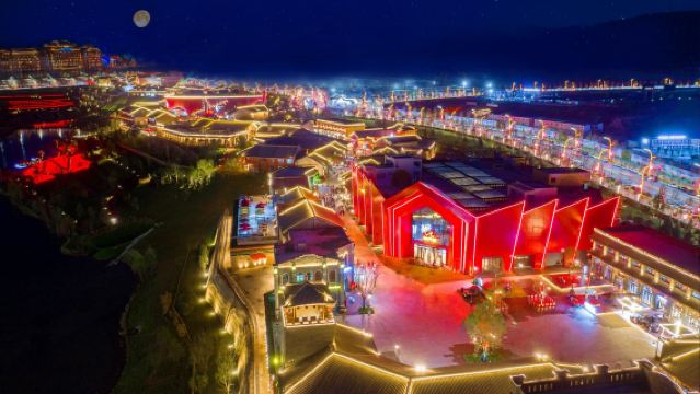 延安革命紀念館+楊家嶺舊址+棗園舊址+《再回延安》演出一日遊