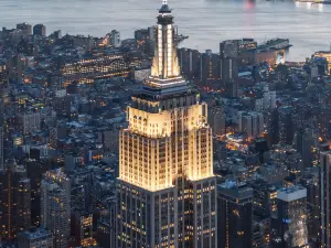 Migliori 10 Attrazioni del Giro Notturno a New York