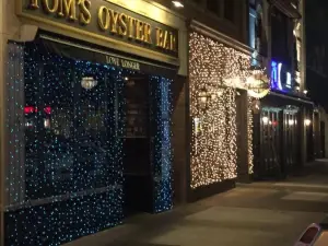 Tom's Oyster Bar