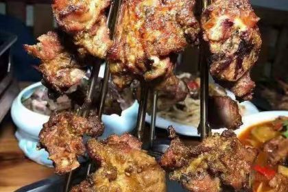 乔尔玛儿子娃娃特色蘑菇饭庄